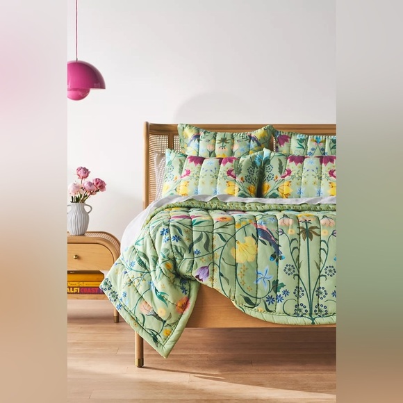 Anthropologie Anna Handcrafted Garden Quilt Size King NWT - Picture 1 of 12